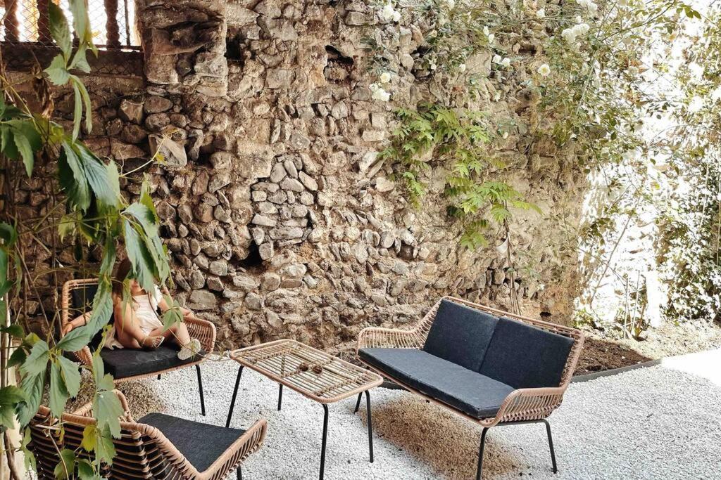 Gite Chez Gabrielle Le Puy-en-Velay Bagian luar foto